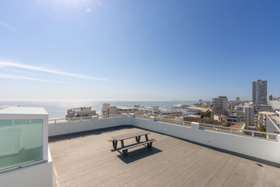 2 Bedroom Property for Sale in Sea Point Western Cape